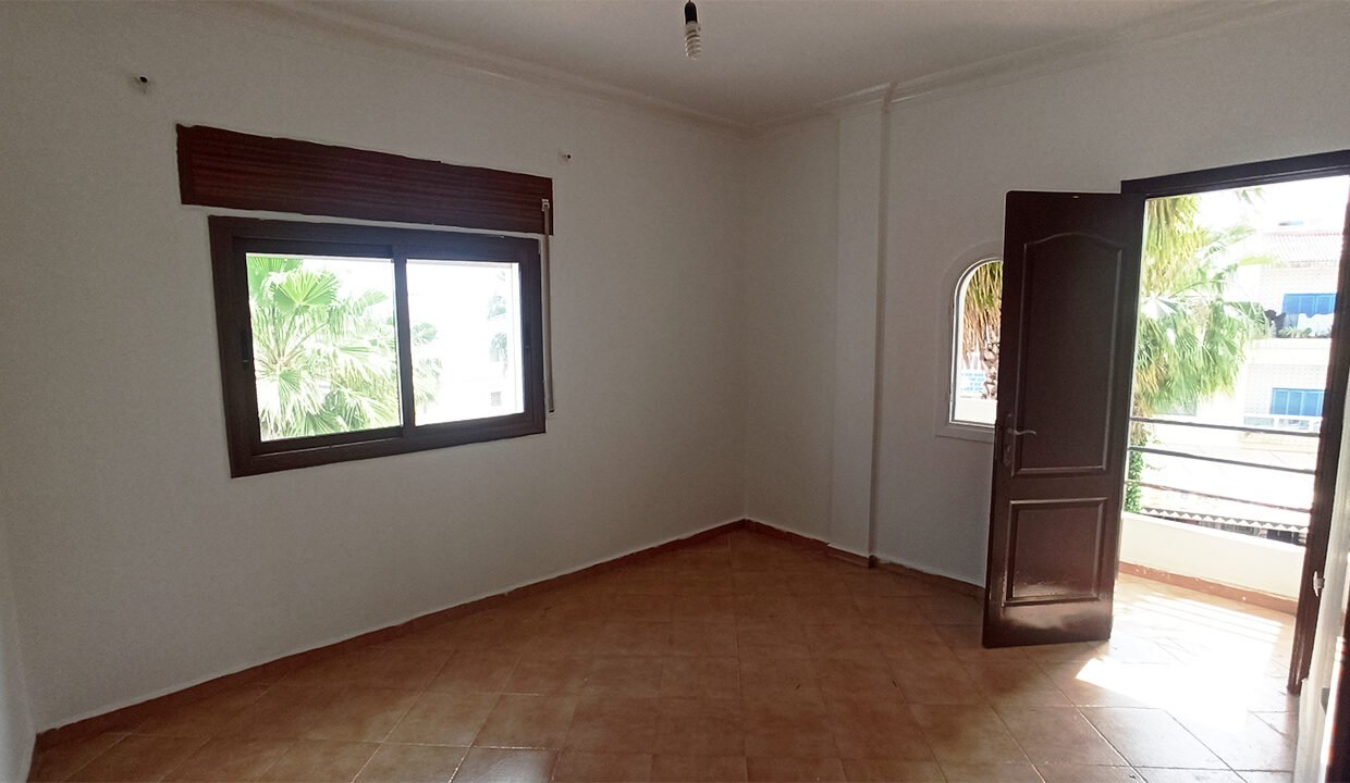 haj first app 1 floor_0005_Curves 3